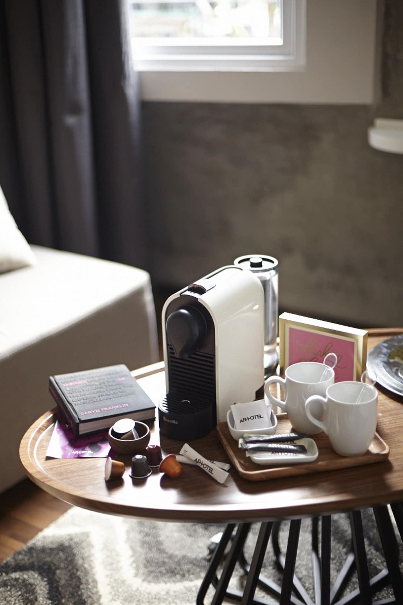 Artotel Thamrin 3*